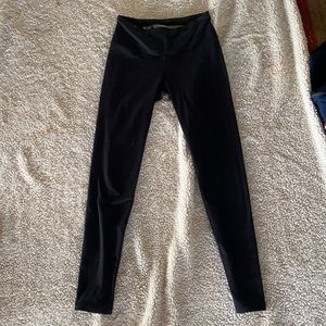 Victoria’s Secret sport leggings size small!